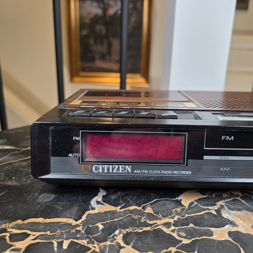 Vintage Citizen Clock Radio Cassette Player Woodgrain 80s - Picture 7 of 14